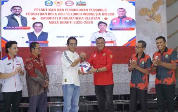 Pelantikan PBVSI Halsel, Wali Kota Tidore Gaungkan Sinergi dan Ambisi Emas Porprov