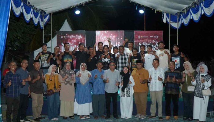 Wawali Tutup Festival Pawai Obor 2026 di Kelurahan Seli