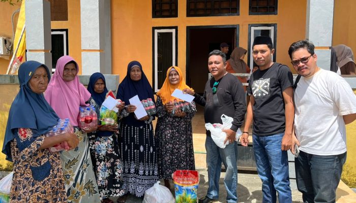 Safari Berbagi di Haltim: PT Mangkuluhur Mineral Indonesia Salurkan 150 Paket Sembako untuk Lansia dan Anak Yatim