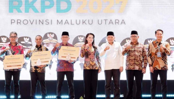 Tidore Kembali Berprestasi, Raih Penghargaan Penurunan Stunting 2025