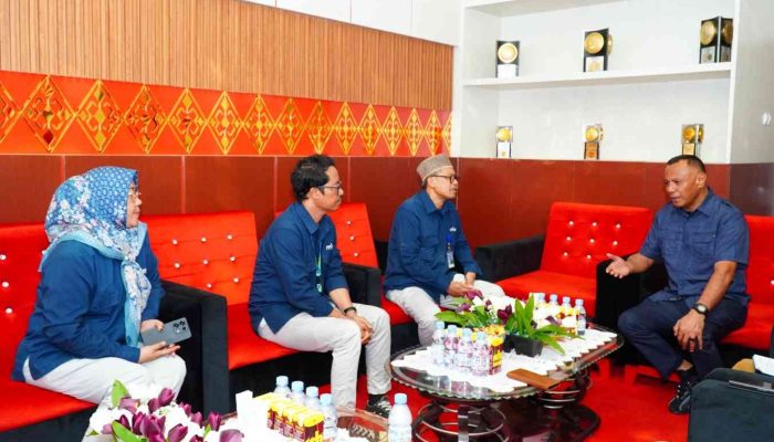 Perkuat Gaung Nasional, Wali Kota Tidore Gandeng RRI Ternate Dorong Publikasi Digital